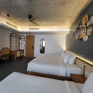 Leaf Beachfront **** Đà Nẵng