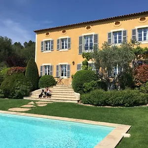 La Bastide Tara Frühstückspension